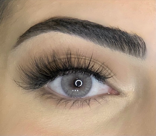 Linser i Grey (NY) - Luxa Lashes